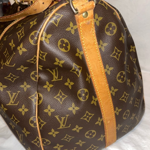 4 piece Authentic Louis Vuitton travel set! - Picture 13 of 16